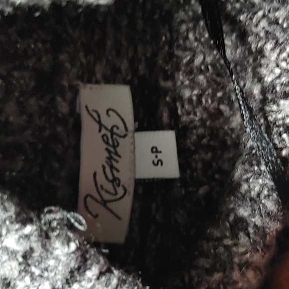 ❄️2 for 20! Kismet mock neck sweater - Picture 4 of 7